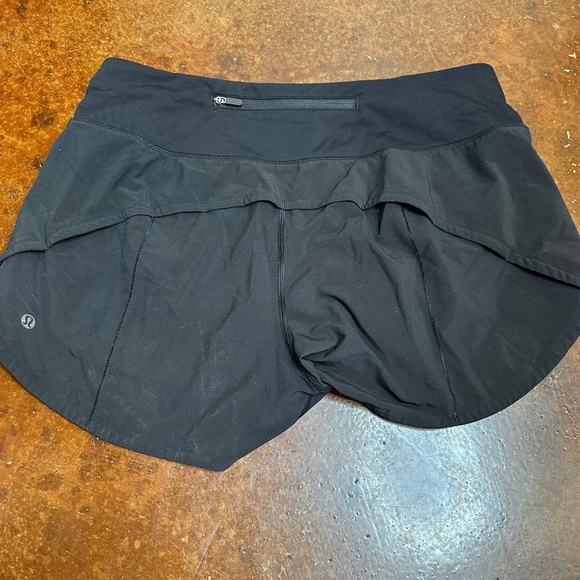 Lululemon Speed up shorts - Picture 1 of 5
